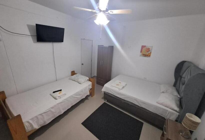 پانسیون Hoskins Talara Todas Las Habitaciones Con Aire Acondicionado