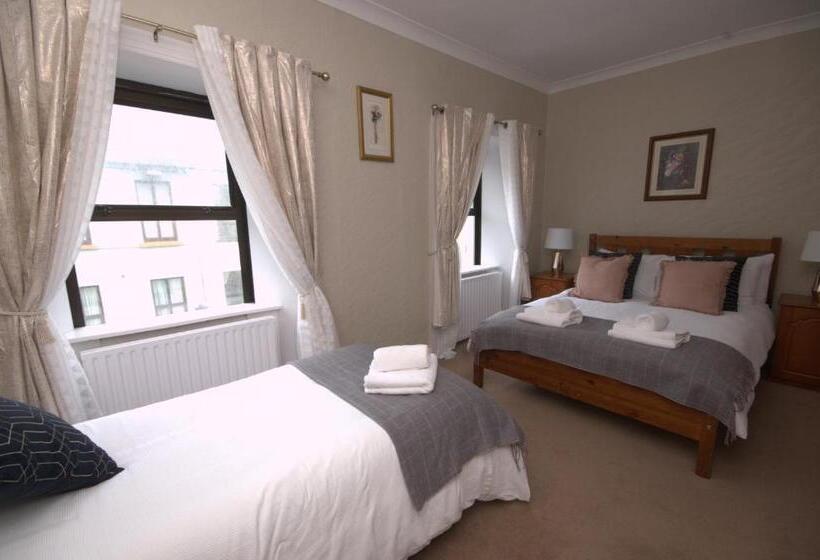 膳宿费 Lizzys Little Kitchen Town Accommodation