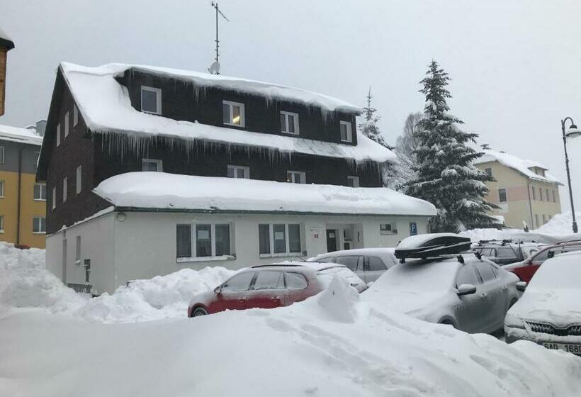 ユースホステル Zotavovna Kvilda