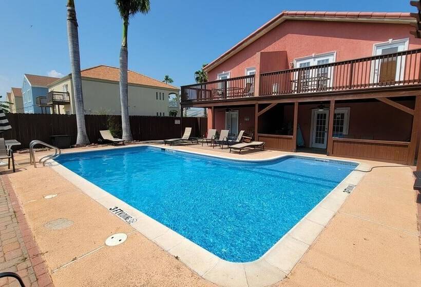 Campeche Triplex Unit A