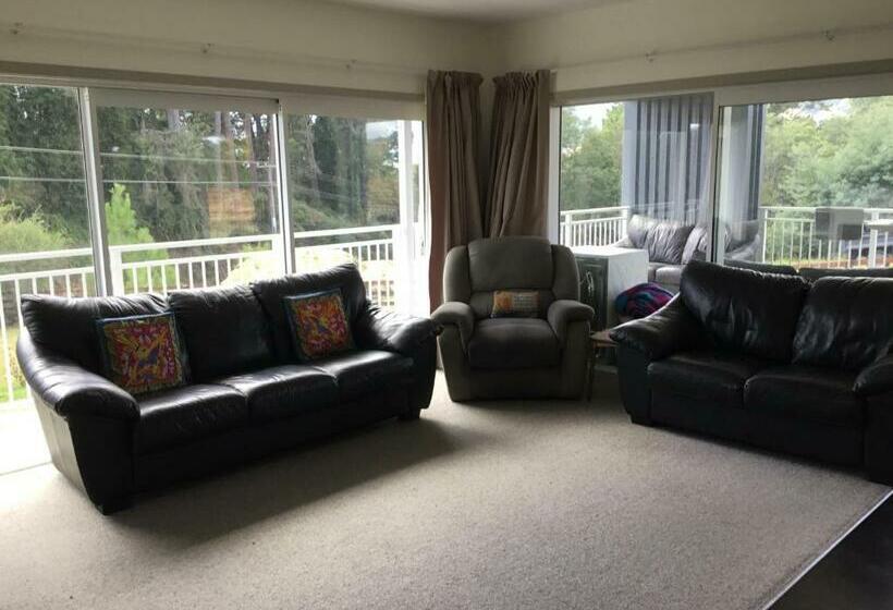 Fairway Views B & B