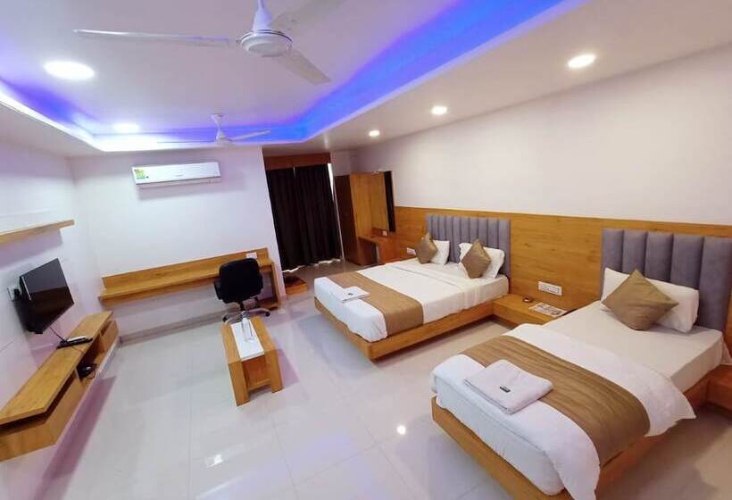 فندق Green Leaf,anand