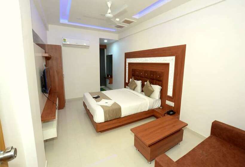 فندق Green Leaf,anand