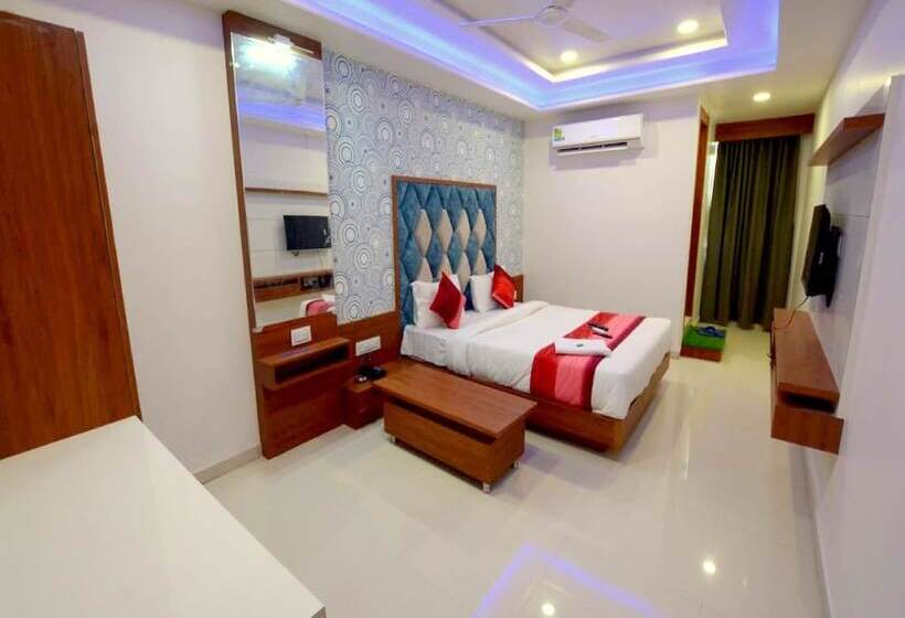 فندق Green Leaf,anand