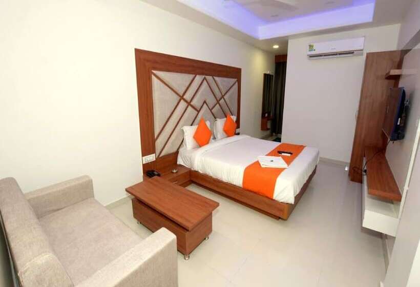 فندق Green Leaf,anand