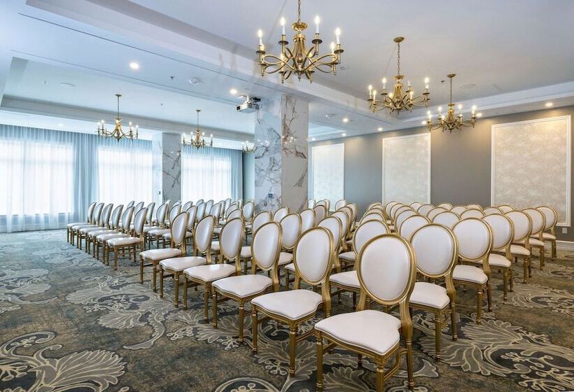 Halifax Tower Hotel & Conference Centre, Ascend Hotel Collection