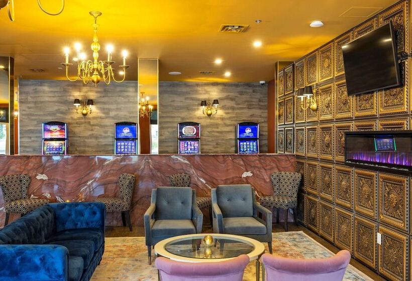 Halifax Tower Hotel & Conference Centre, Ascend Hotel Collection