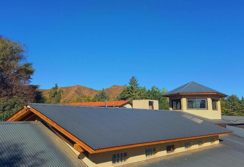 בית מלון כפרי Posada Faro Serrano