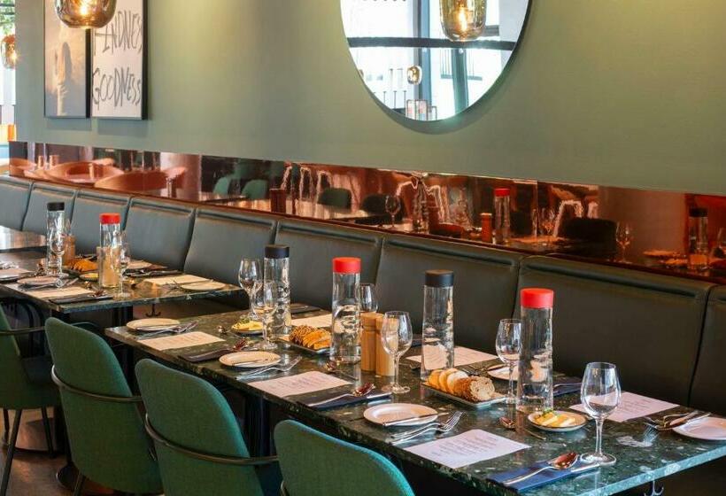 Отель Scandic Frankfurt Hafenpark