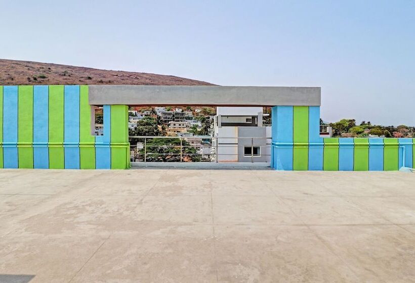 בית מלון כפרי Treebo Seabreeze Comforts