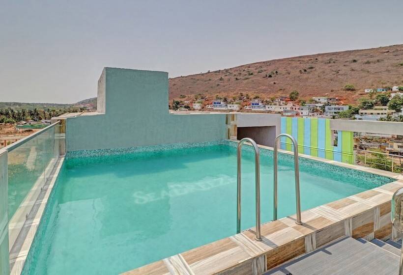 בית מלון כפרי Treebo Seabreeze Comforts