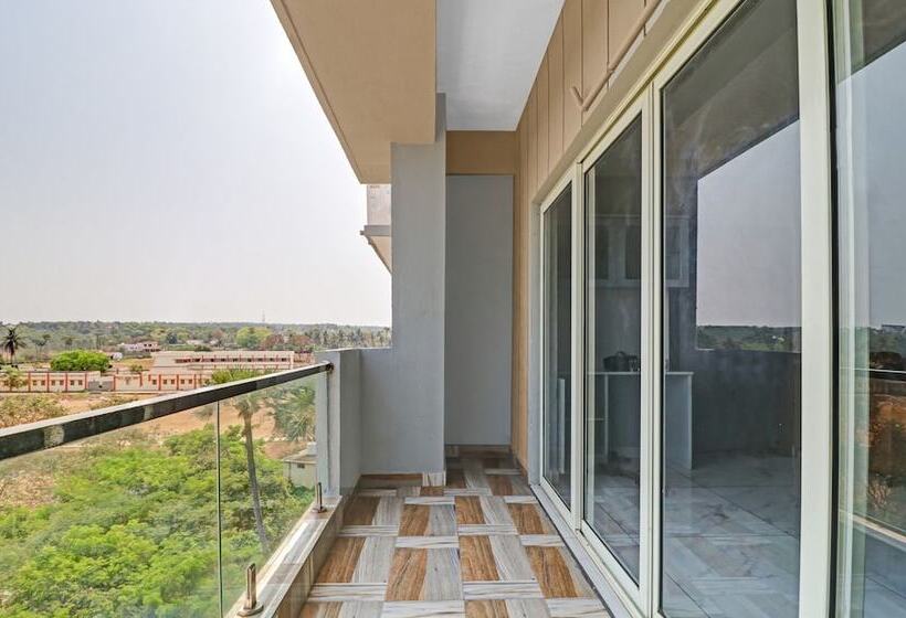 בית מלון כפרי Treebo Seabreeze Comforts