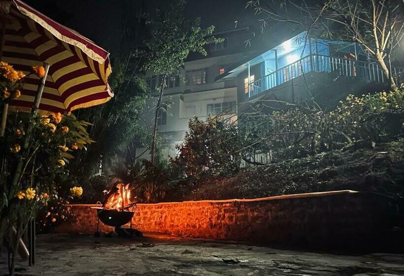 ホテル Yankee Resort Lava