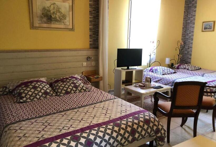 Пансион Domaine De L île   Gîtes Et Chambres D Hôtes