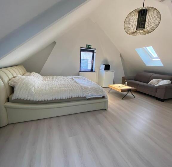 ペンション Guesthouse Luis Met Gedeelde Badkamer En Keuken