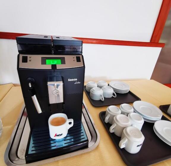 Пансион Imola Garden Vendégház