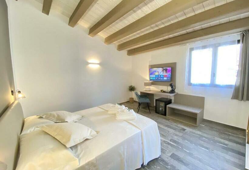 פנסיון L Ulivo Comfort Rooms