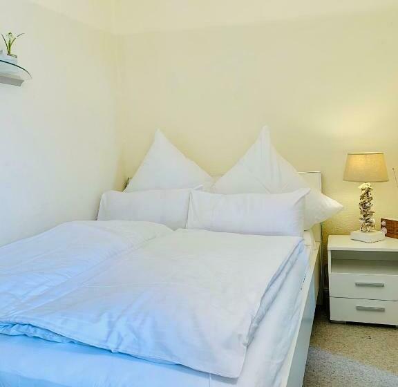 Prinz Hamlet Pelzerhaken Baltic View Prinz Hamlet