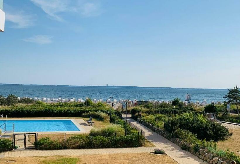 Prinz Hamlet Pelzerhaken Baltic View Prinz Hamlet