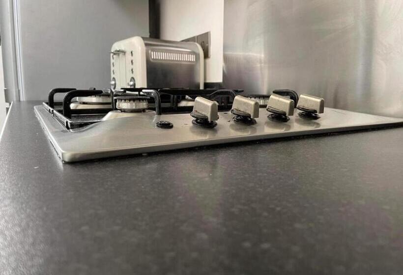 2 Bed Self Contained Apartment Wrexham