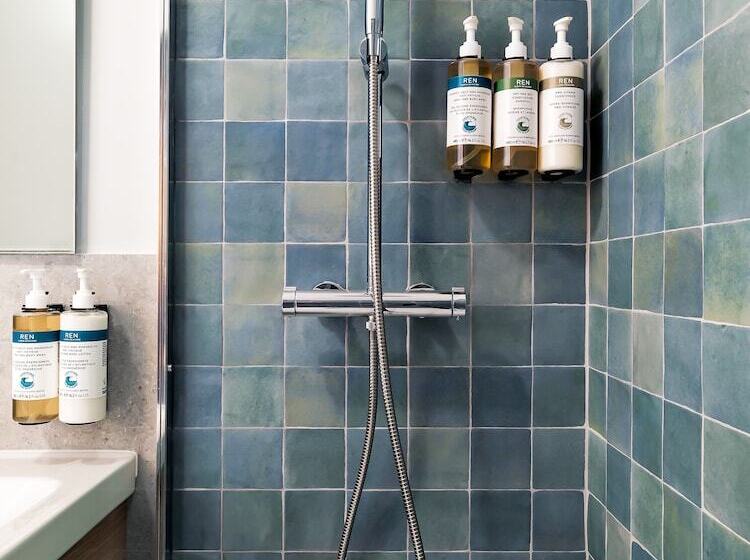 Adore Rooms & Apartments