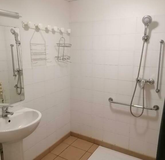 Общежитие Auberge Chez Gabrielle Vallée De Lesponne