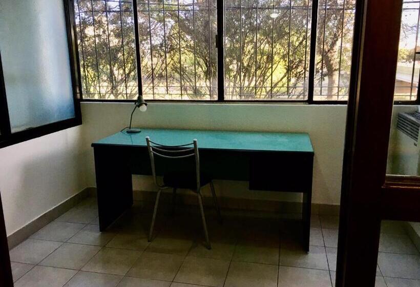 Amplio Depto En El Centro, Vista Al Parque Lineal