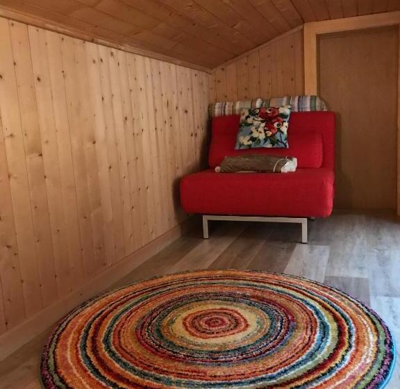 Becca Miedzo Appartement