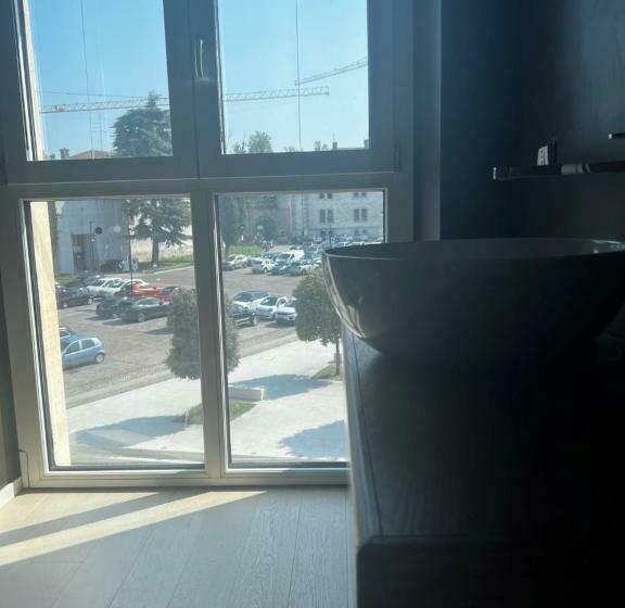 민박 C House Rooms Lake