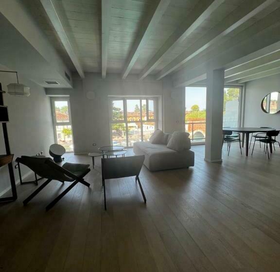 민박 C House Rooms Lake