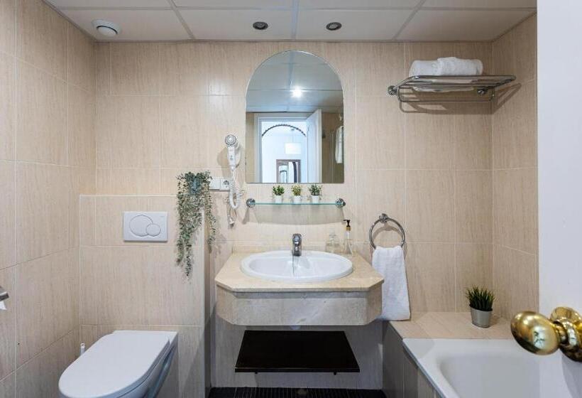 Calahonda Terrace Pueblo Apartment By Ghr Rentals