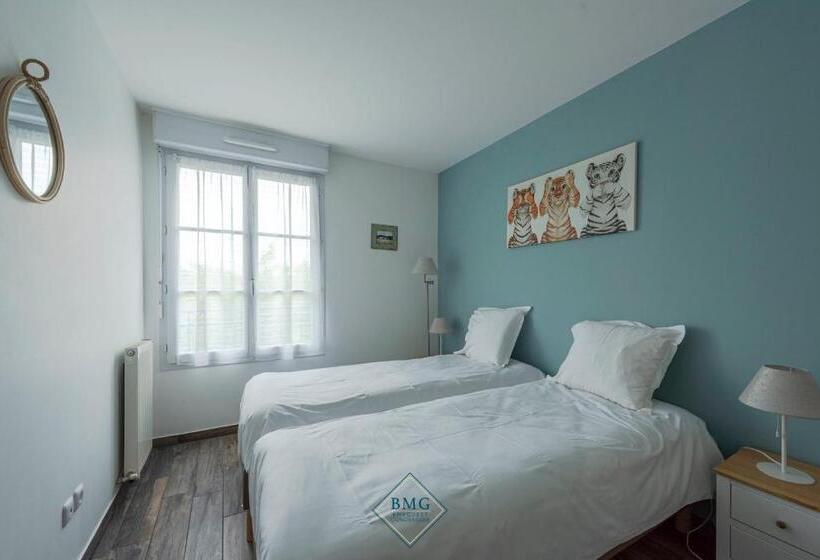 Central Park Disneyland Bmyguest