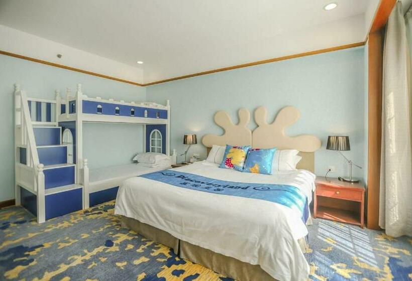 Discoveryland Hotel Dalian