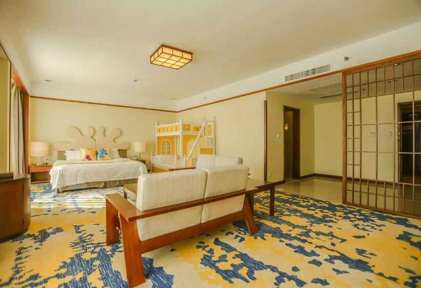 Discoveryland Hotel Dalian