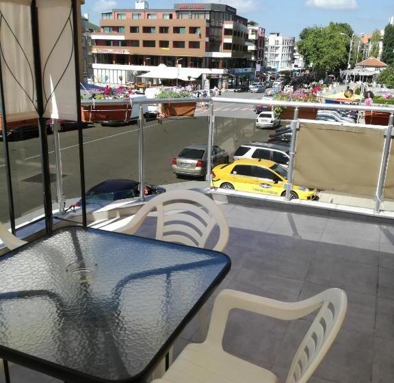 فندق къща за гости деневи