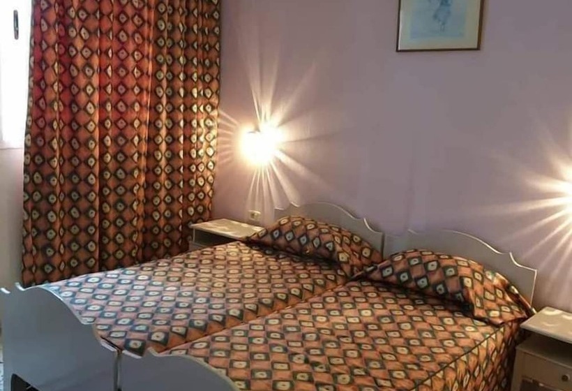 هتل کپسول Rimel El Corniche