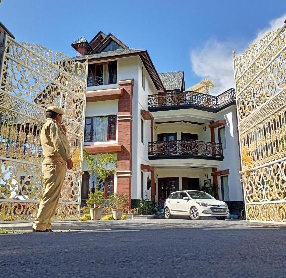 酒店 Matoshree Club And Resort