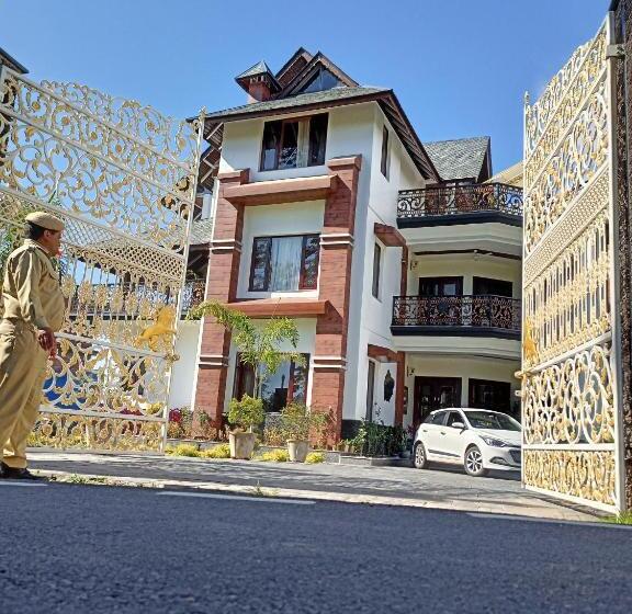 酒店 Matoshree Club And Resort
