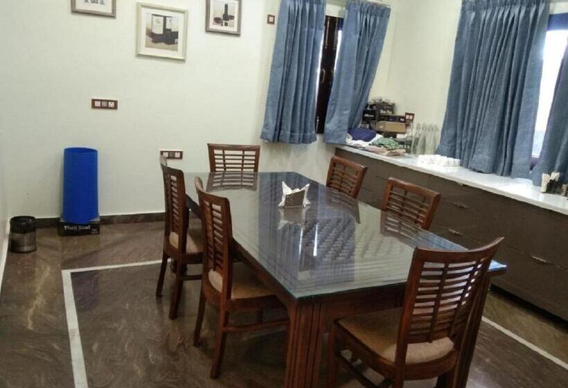 酒店 Matoshree Club And Resort