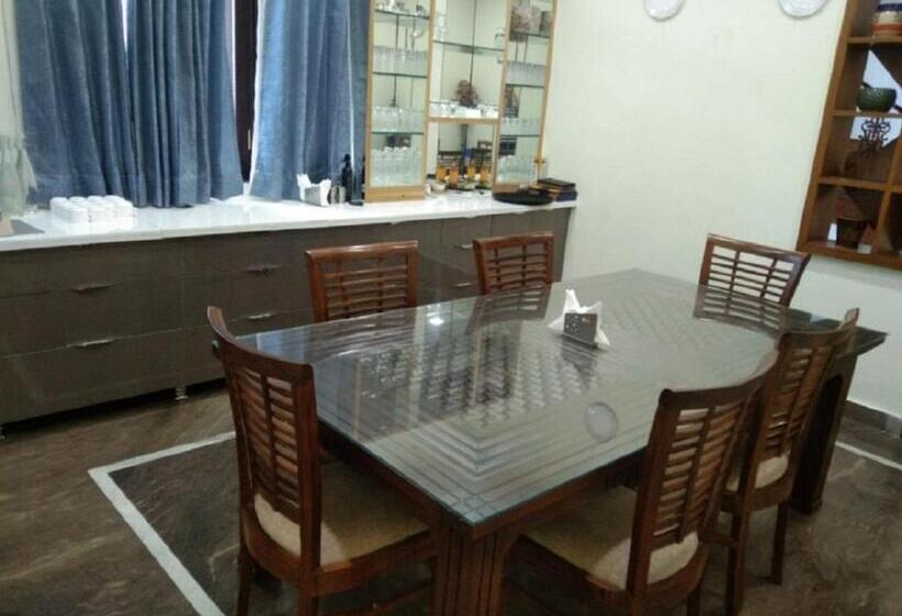 酒店 Matoshree Club And Resort