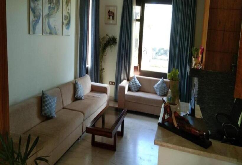 酒店 Matoshree Club And Resort