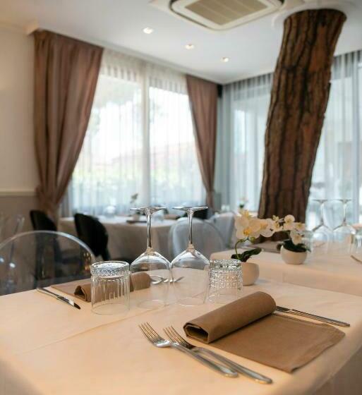 Отель Mira Mare Sea