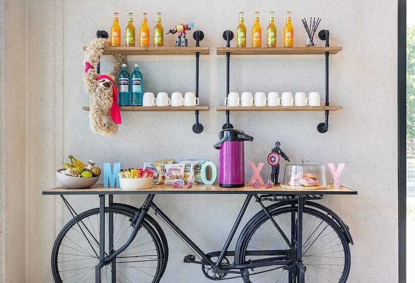 فندق Moxy Simmern