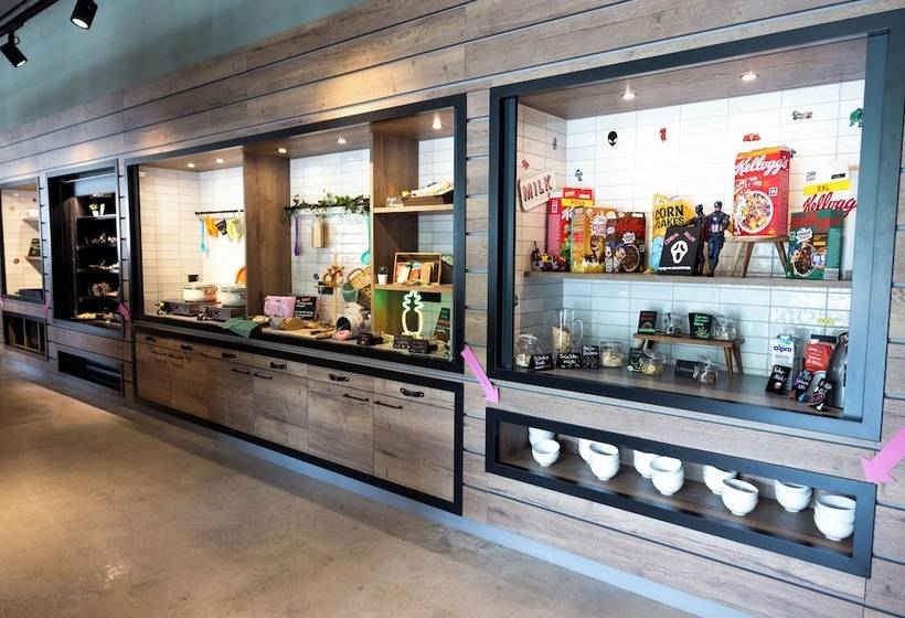 فندق Moxy Simmern