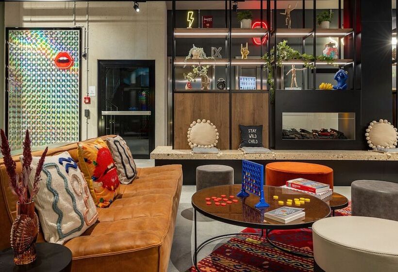 فندق Moxy Simmern