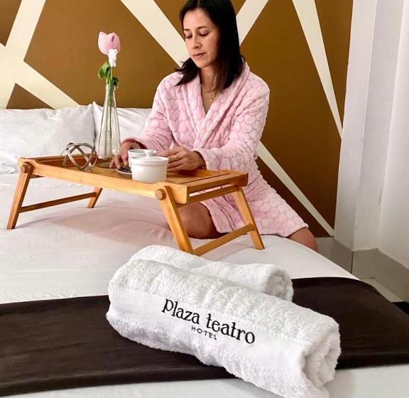 هتل Plaza Teatro
