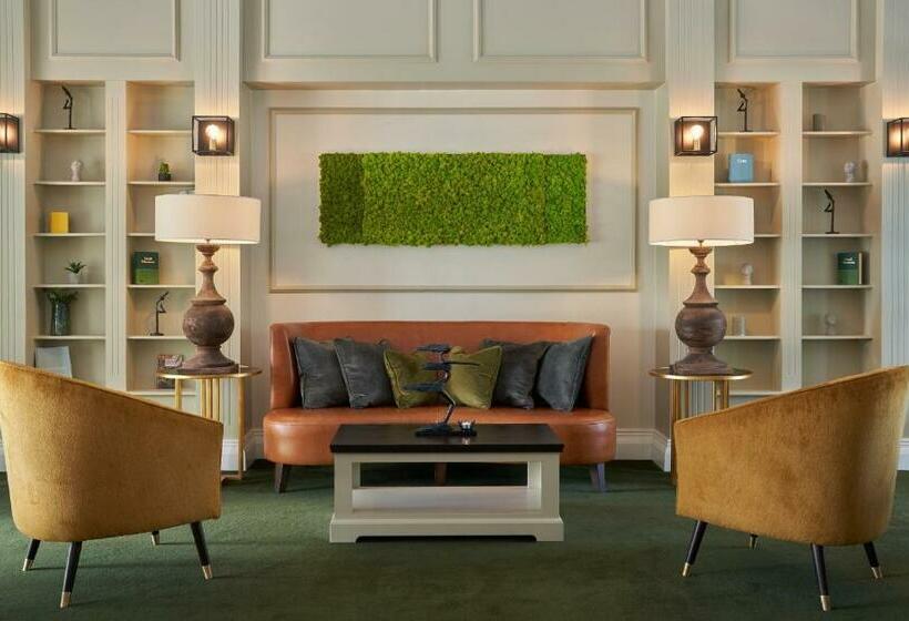 Отель Powerscourt Springs Health Farm