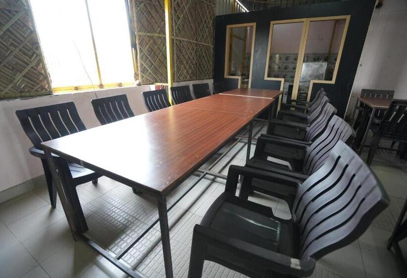 בית מלון כפרי Sjh Venkatesh