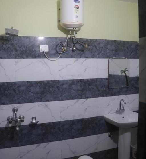 בית מלון כפרי Sjh Venkatesh