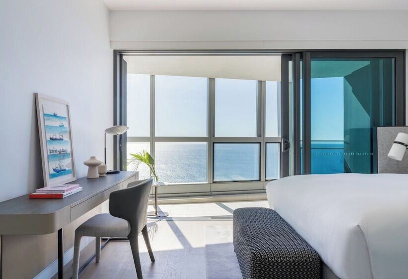 هتل The Langham, Gold Coast And Jewel Residences